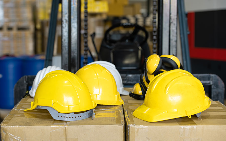 Lavoro e protezione della testa: scegli i prodotti giusti – Cope Brescia –  Antincendio e Antinfortunistica